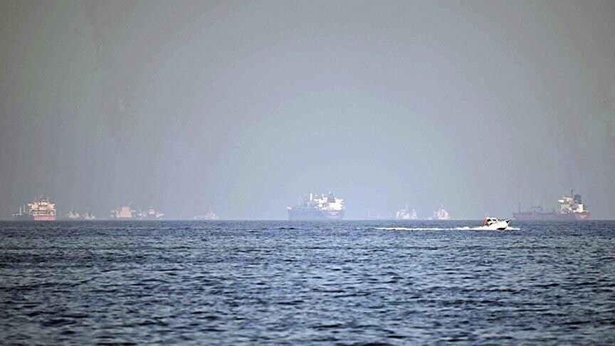 Trump Janji Bebaskan Kapal di Selat Hormuz, Harga Minyak Dunia Langsung Turun