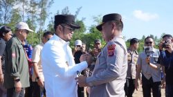 Hadiri Penanaman Mangrove Polda Kaltim, Rudy Mas’ud Ajak Perkuat Sinergi Jaga Lingkungan