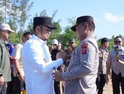Hadiri Penanaman Mangrove Polda Kaltim, Rudy Mas’ud Ajak Perkuat Sinergi Jaga Lingkungan