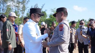 Hadiri Penanaman Mangrove Polda Kaltim, Rudy Mas’ud Ajak Perkuat Sinergi Jaga Lingkungan