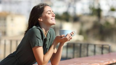 Rutin Minum Kopi Disebut Bisa Perlambat Penuaan Dini