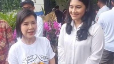 Pakai Kaus “Hidup Sehat atau Hidup Jokowi”, Grace ke Solo dan Ucapkan Selamat Ultah