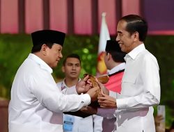 Prabowo Telepon Jokowi dan Kirim Anggrek, Ucapkan Selamat Ulang Tahun Ke-65