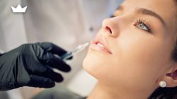 Makeup Artist Beber Trik Membersihkan Lip Vinyl agar Bibir Tidak Mengelupas