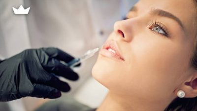 Makeup Artist Beber Trik Membersihkan Lip Vinyl agar Bibir Tidak Mengelupas