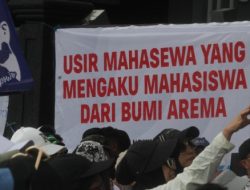Spanduk ‘Usir Mahasiswa’ Muncul di Aksi MBG Malang