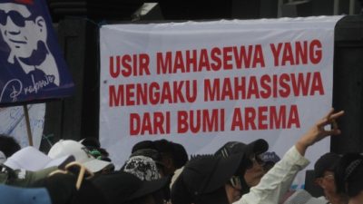 Spanduk ‘Usir Mahasiswa’ Muncul di Aksi MBG Malang
