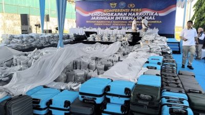 BNN dan Bea Cukai Bongkar Narkotika Kuncup Bunga Ganja 3,37 Ton di Gresik