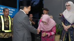 Sekda Sri Wahyuni Sambut Kedatangan Menteri Agama di Kaltim
