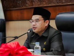 Ketua DPRD Kaltim Serahkan Hasil Reses, Dorong Aspirasi Masyarakat Masuk Kebijakan Pemprov