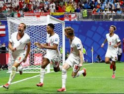 Harry Kane Borong Dua Gol, Inggris Lolos Dramatis ke 16 Besar