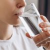 Tak Hanya Dehidrasi, Kebanyakan Minum Air Juga Bisa Membahayakan Ginjal