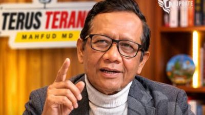 Mahfud MD Soroti URI Tergesa-gesa dan Sebut Prabowo Terlalu Spontan