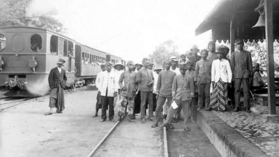 Rel Kereta Api Hindia Belanda: Eksploitasi dan Integrasi Nusantara