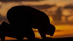 Wajib Dihindari, 4 Perbuatan Ini Bisa Menghilangkan Pahala Salat Selama 40 Hari