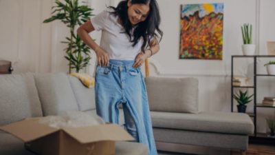 Tips Memilih Celana Jeans untuk Hijabers dengan Paha Berisi