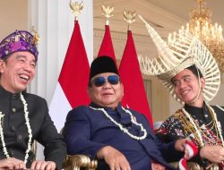 Prabowo dan Jokowi Tertawa Bersama di HUT ke-81 RI di Istana