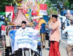 Kirab Ancak Agung Semarakkan Maulid Nabi di Ponpes Sukorejo