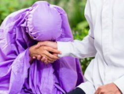 Benarkah Dosa Istri Ditanggung Suami? Ini Penjelasan Buya Yahya