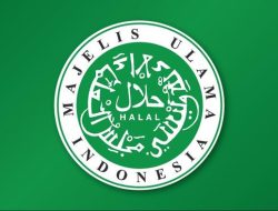MUI: Haram Pria Berbusana Wanita di Perayaan Agustusan