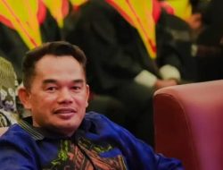 Hadir di Wisuda STIH Awang Long, Ketua DPRD Kaltim Tegaskan Pentingnya SDM Hukum Berintegritas di Era IKN