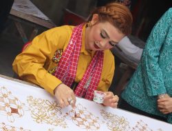 Apresiasi Pengrajin di Bontang, Bunda Harum Komitmen Dorong Promosi dan Akses Pasar Batik Lokal