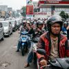 Antrean BBM di Jatim Meluas, Emil Dardak Sebut Pertamina Pulihkan Pasokan