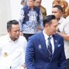 Sambut Kedatangan Menko AHY di Kaltim, Gubernur Rudy Mas’ud Kalungkan Syal Manik Khas Benua Etam