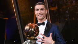Ronaldo Kalahkan Messi, Raih Gelar Ballon d’Or Terbaik Sepanjang Masa