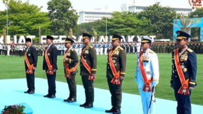 7 Tokoh Terima Bintang Mahaputera dari Prabowo di HUT Ke-81 TNI