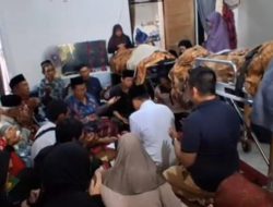Haru! Anak Korban Pembunuhan Sekeluarga di Lampung Ijab Kabul di Depan Jenazah Orang Tua dan Adik