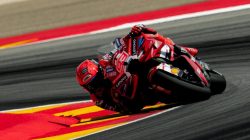 Raul Fernandez Rebut Pole Position MotoGP Mandalika 2026, Marc Marquez di Posisi 4