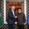 Jelang Final Indonesia vs Thailand, Erick Thohir Sambut Kedatangan Presiden FIFA