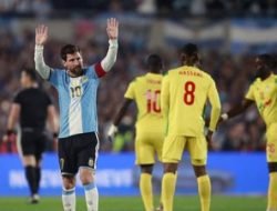 Stadion Monumental Bergemuruh, Argentina vs Benin Dihentikan Menit 10 untuk Penghormatan Messi